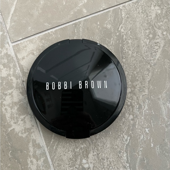 Bobbi Brown face & body palette New! - Picture 2 of 3